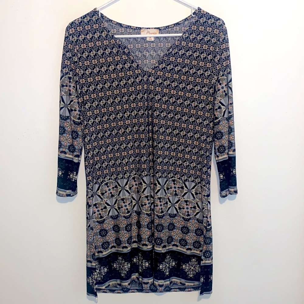 Medium Misia Multi-Color Pattern 3/4 Sleeve Stretchy Blouse